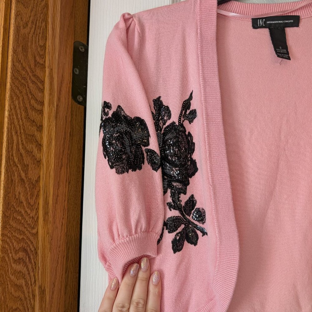 Rockabilly Macy's INC Pink Cardigan Shrug, Black Sequin Roses Women’s Small - Picture 3 of 7